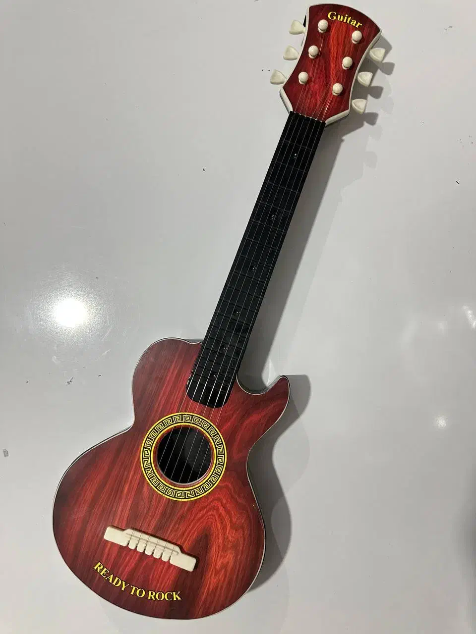 گیتار بچگانه سالم و محکم بزرگ|اسباببازی بچه|مشکیندشت, |دیوار