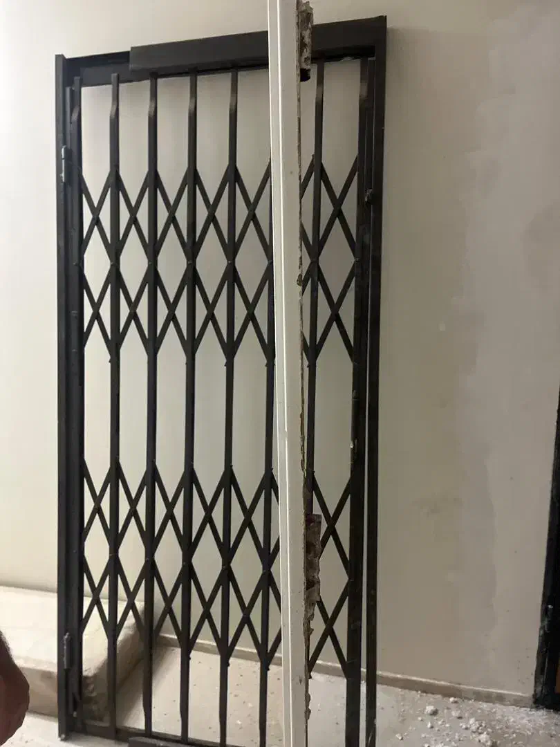 درب چوبی اصل و چهارچوب و درب کرکره ای|مصالح و تجهیزات ساختمان|کاشان, ملک آباد|دیوار