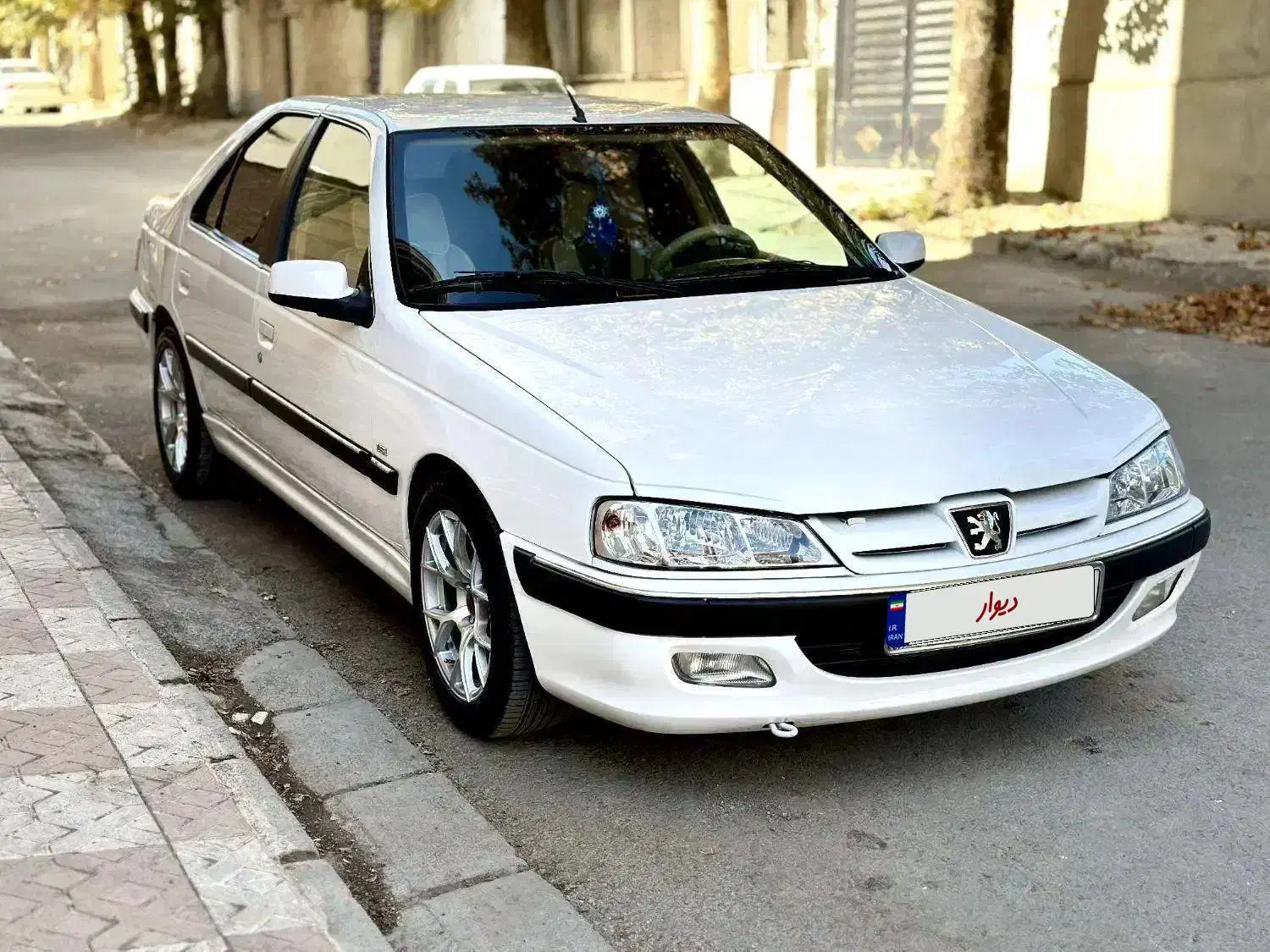 ۸۸ دوگانه سوز شرکتی کم کار اتاق تعویض ۴۰۴|خودرو سواری و وانت|سنندج, |دیوار