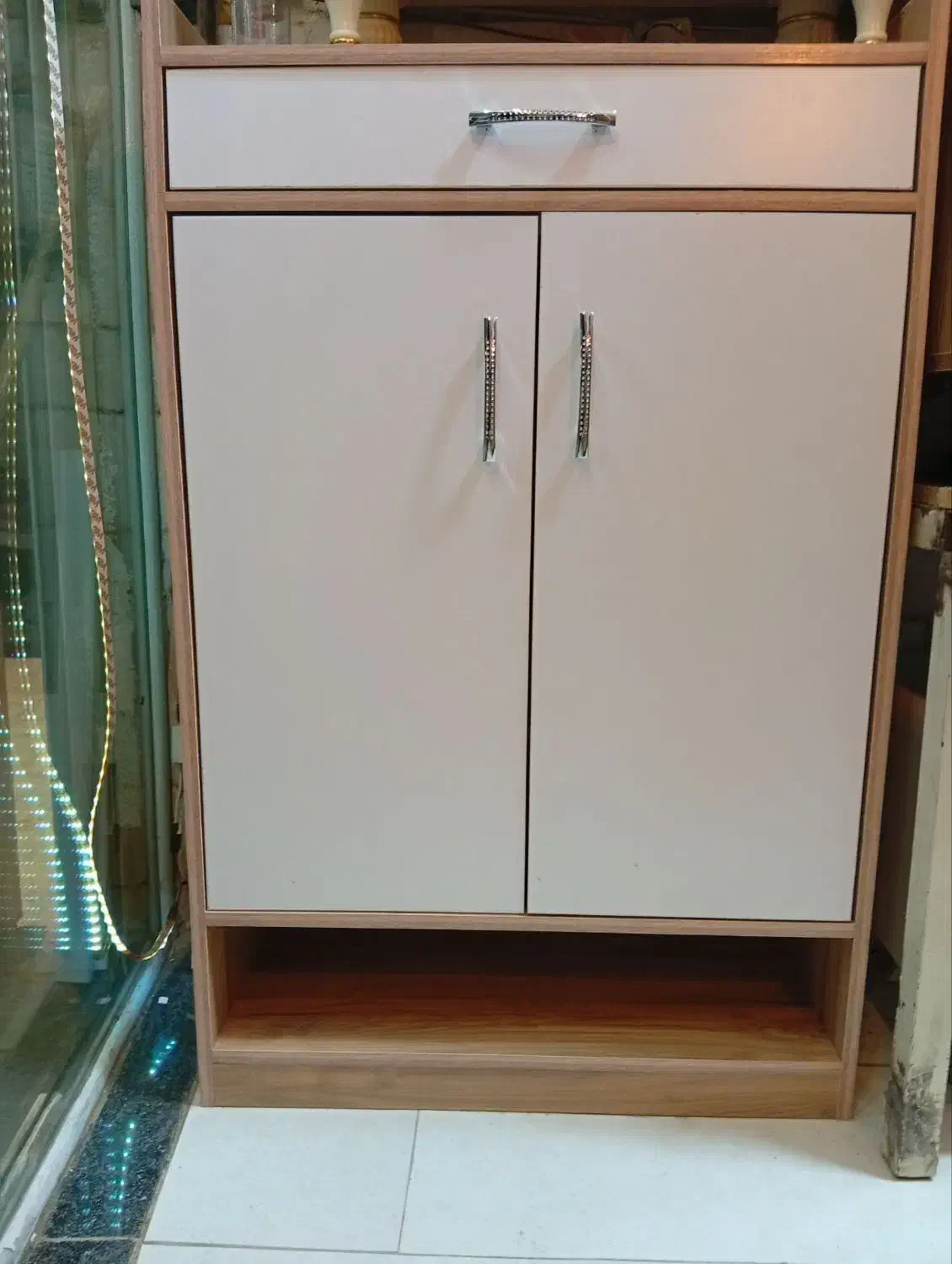 فروش فوری|جاکفشی، کمد، دراور|بیجار, |دیوار