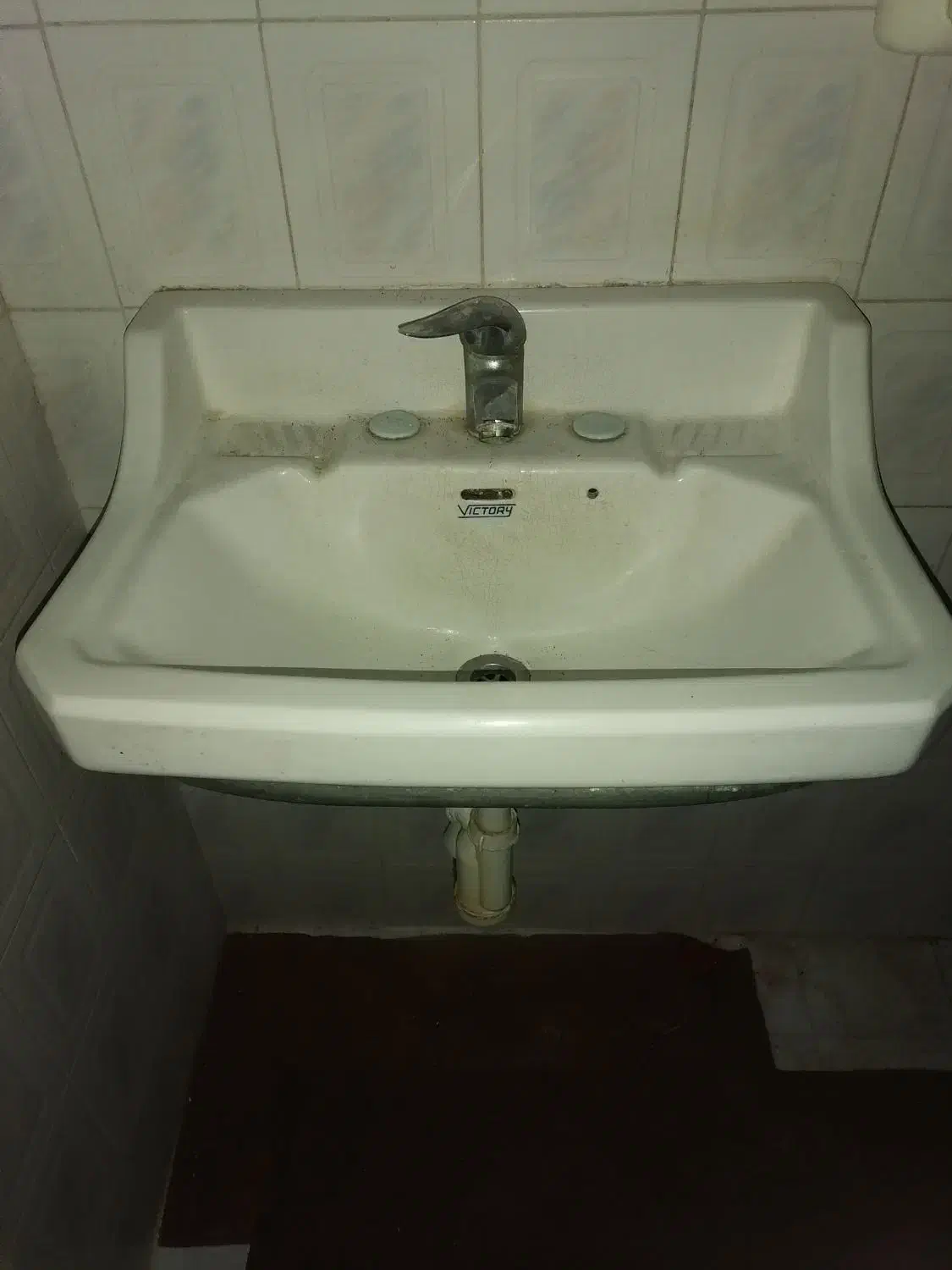 روشویی|لوازم سرویس بهداشتی|شیراز, زند|دیوار