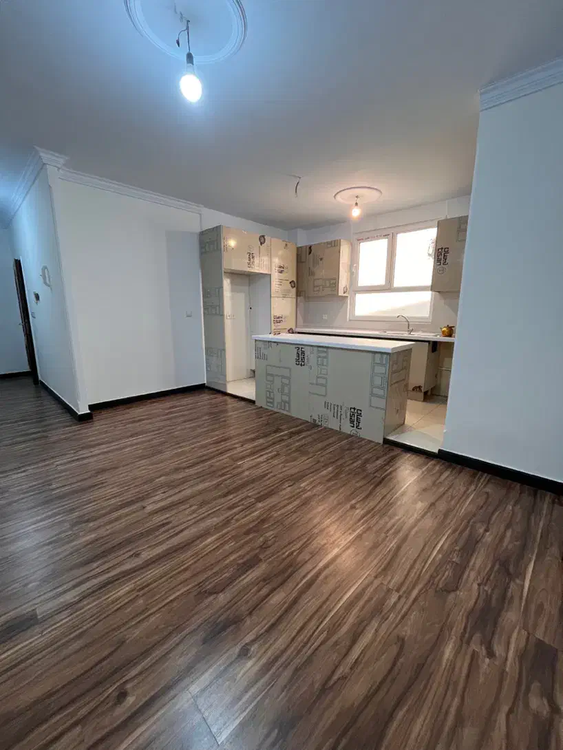 رهن ۵۰ متر عروسک پارکینگ آسانسور ( بریانک )