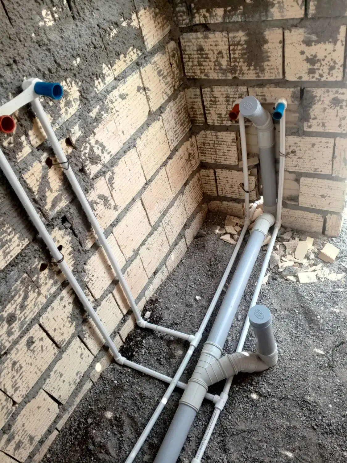 لوله کشی آب وفاضلاب ،،نصب پمپ آب نصب ابگرمکن|خدمات پیشه و مهارت|میناب, |دیوار