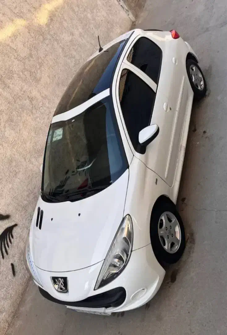 207پانورما دنده ای|خودرو سواری و وانت|بجنورد, |دیوار