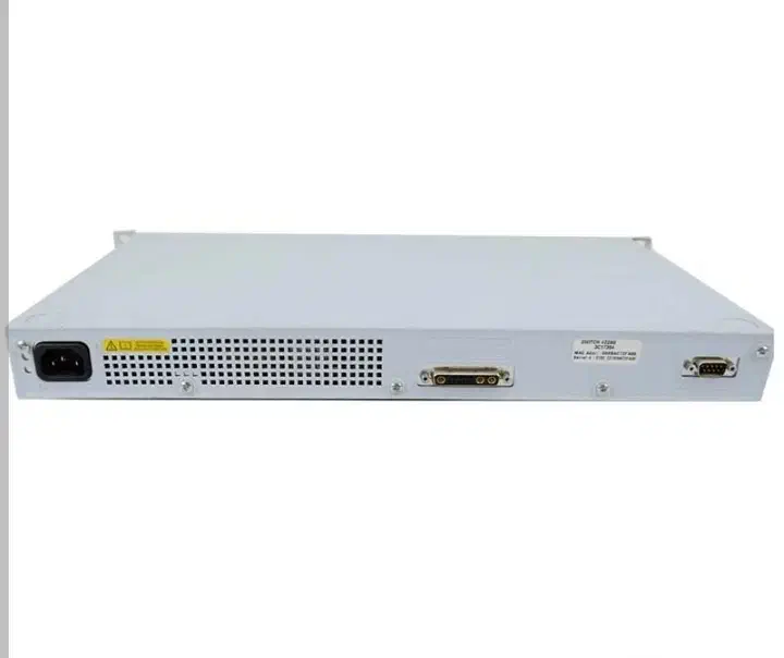 سوئیچ مدیریتی 24 پورت 3COM|مودم و تجهیزات شبکه|تهران, شهرک چیتگر|دیوار