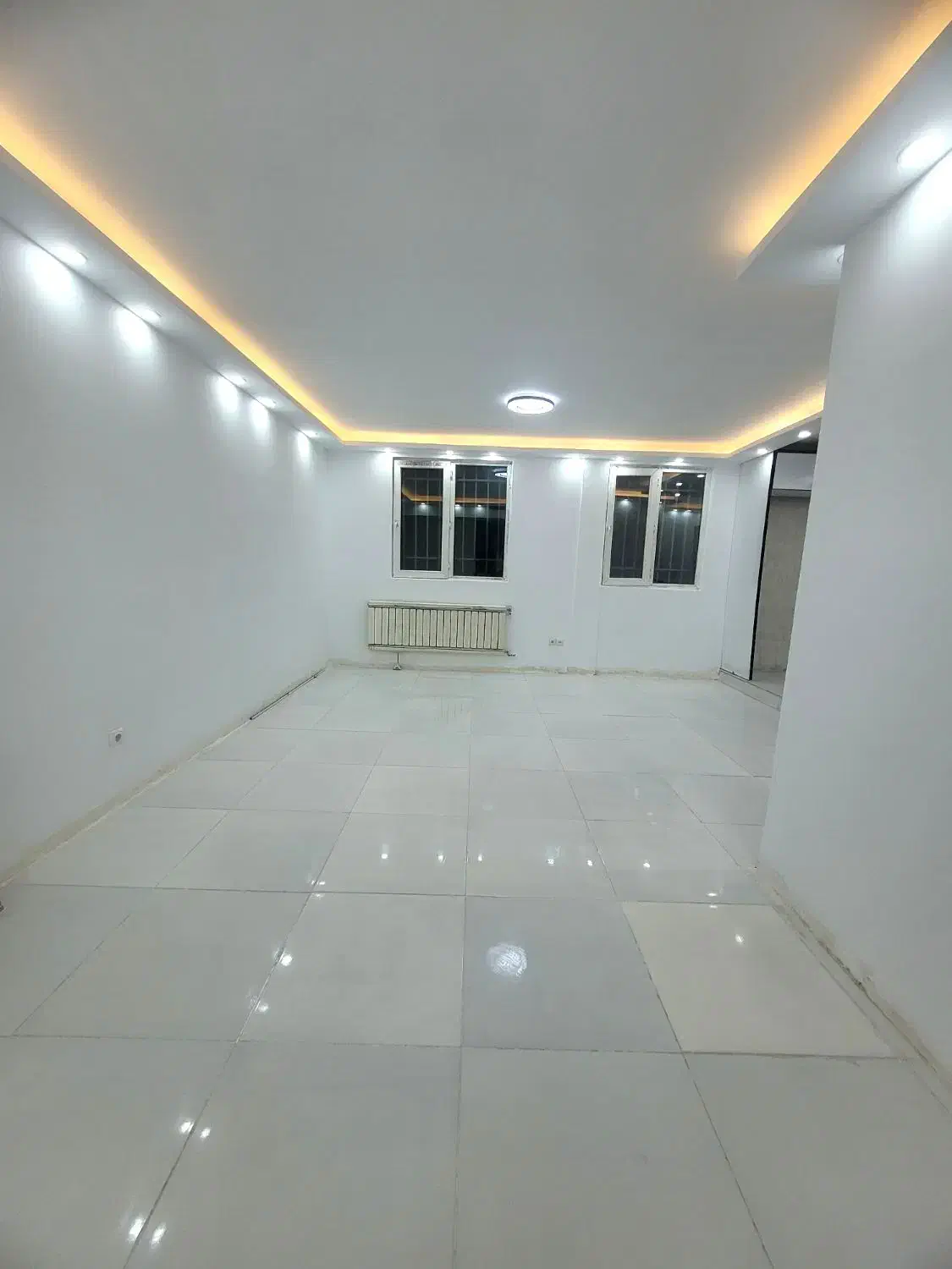 شهرک ابریشم دوخواب مجتمع تیسفون ۸۰ متری|فروش آپارتمان|چهارباغ, |دیوار