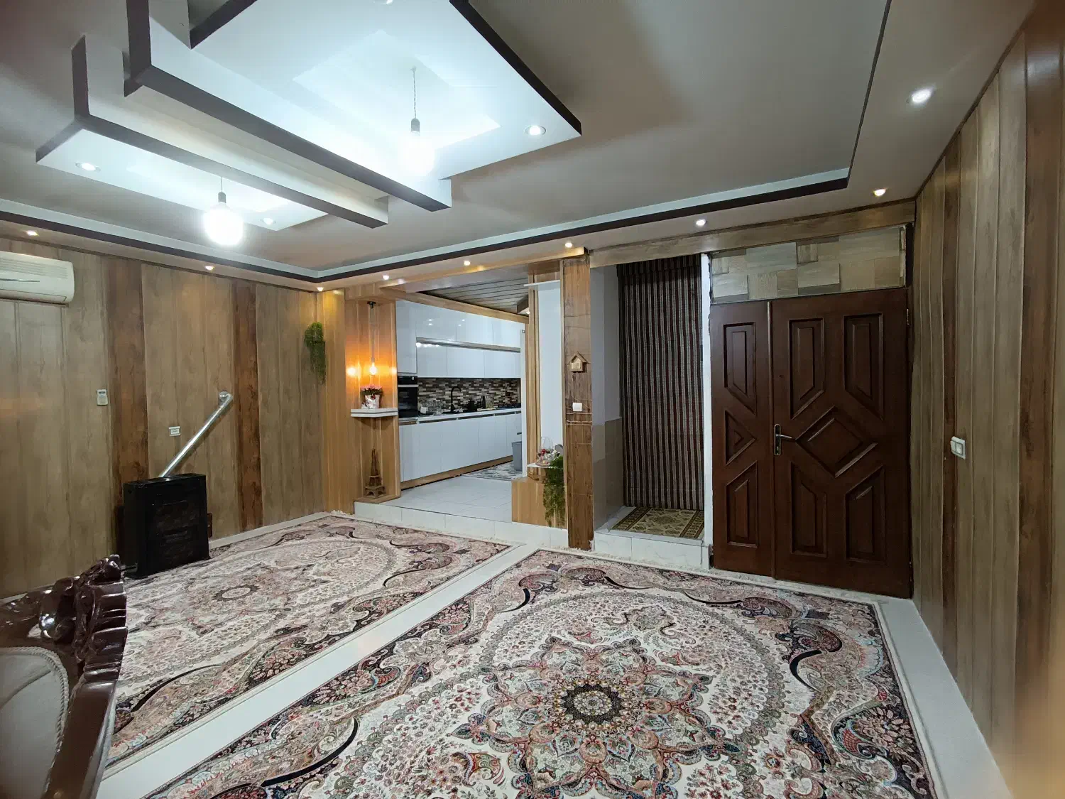 فروش آپارتمان دوطبقه دربلوار ولیعصر نصرت آباد|فروش آپارتمان|الوند, |دیوار