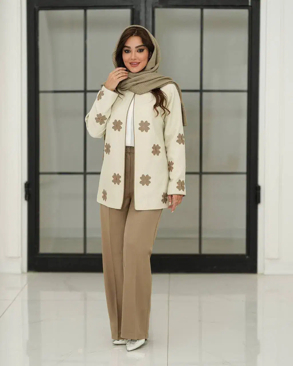 اورکت|لباس|اردستان, |دیوار