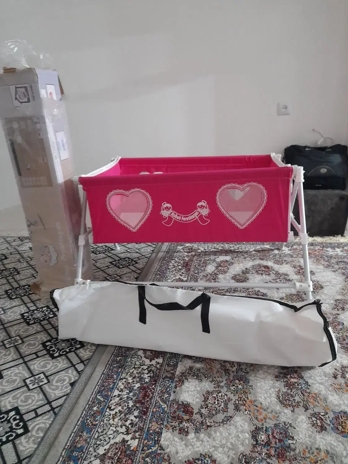 گهواره آهنی زیبا|اسباب و اثاث بچه|اطاقور, |دیوار