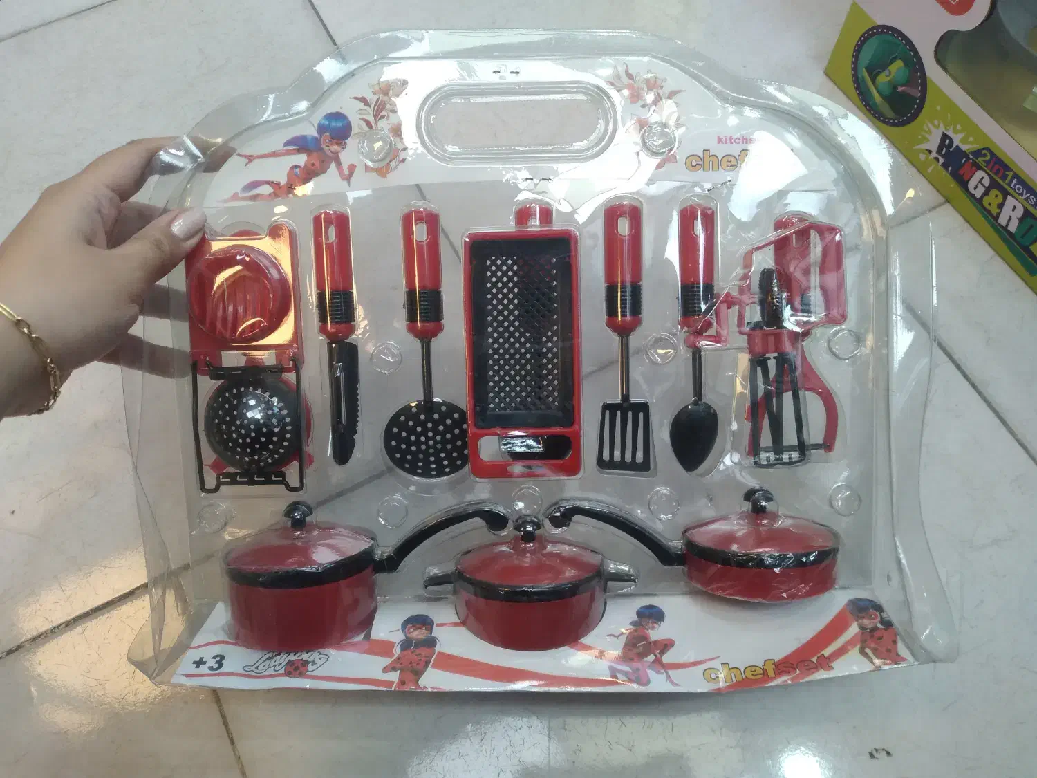 اسباب بازی اشپزی|اسباب‌بازی بچه|بابل, |دیوار