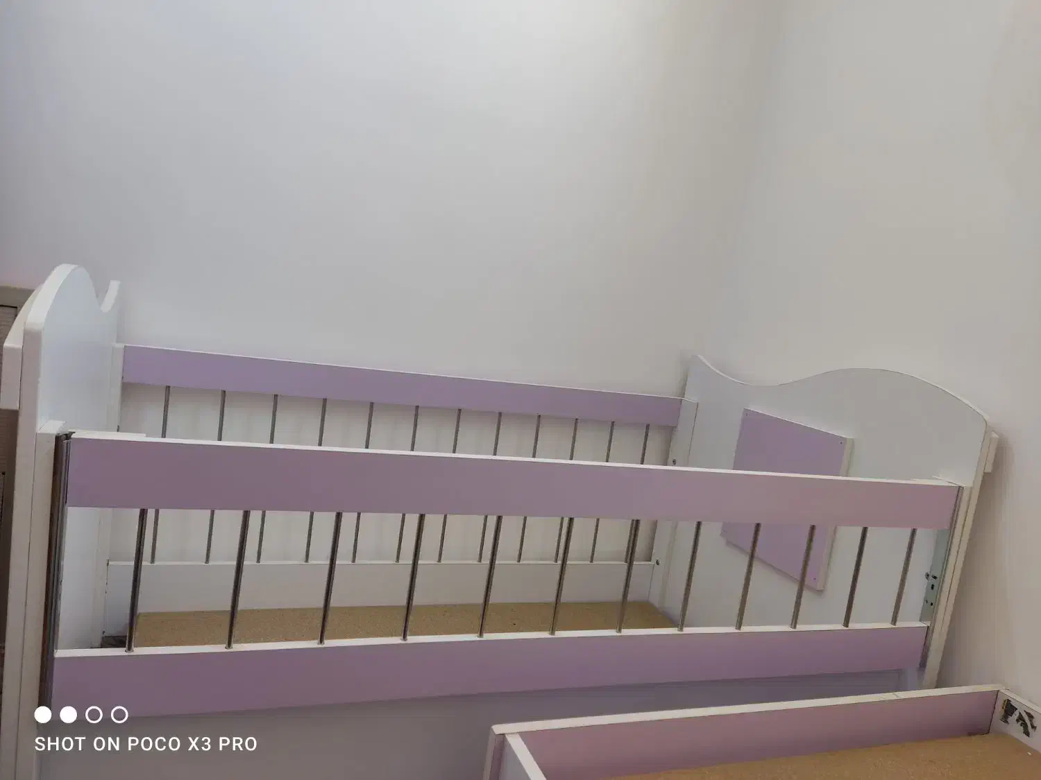 تخت کودک نوجوانی وکمدوخوشخواب|تخت و سرویس خواب|شیراز, شهرک امام حسن|دیوار