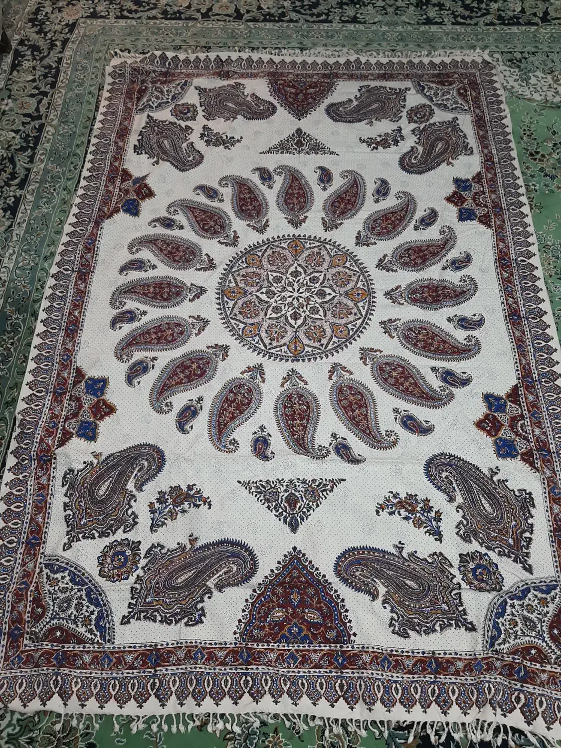 روتختی زیر سفره  چادر عروس رومیزی|لباس|اسلامشهر, شهرک مفیدی|دیوار