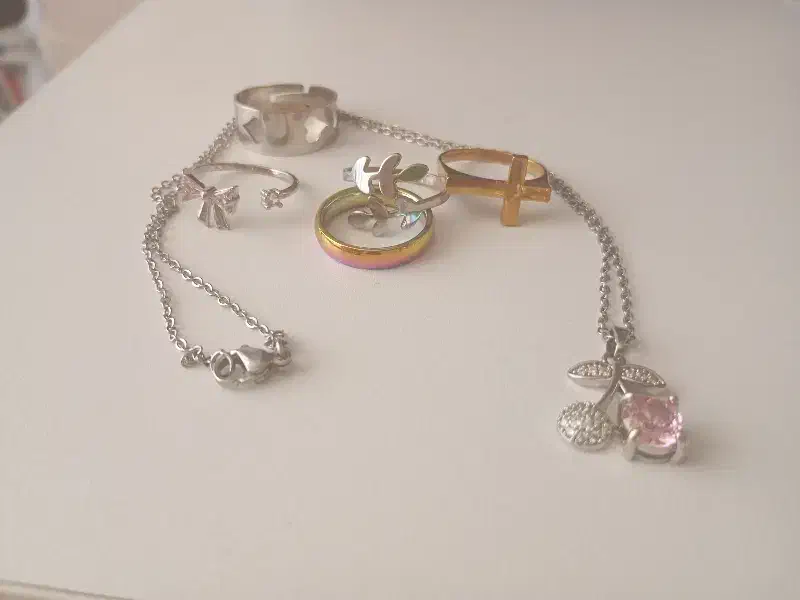 انگشتر و گردنبند|زیورآلات و اکسسوری|تهران, ازگل|دیوار