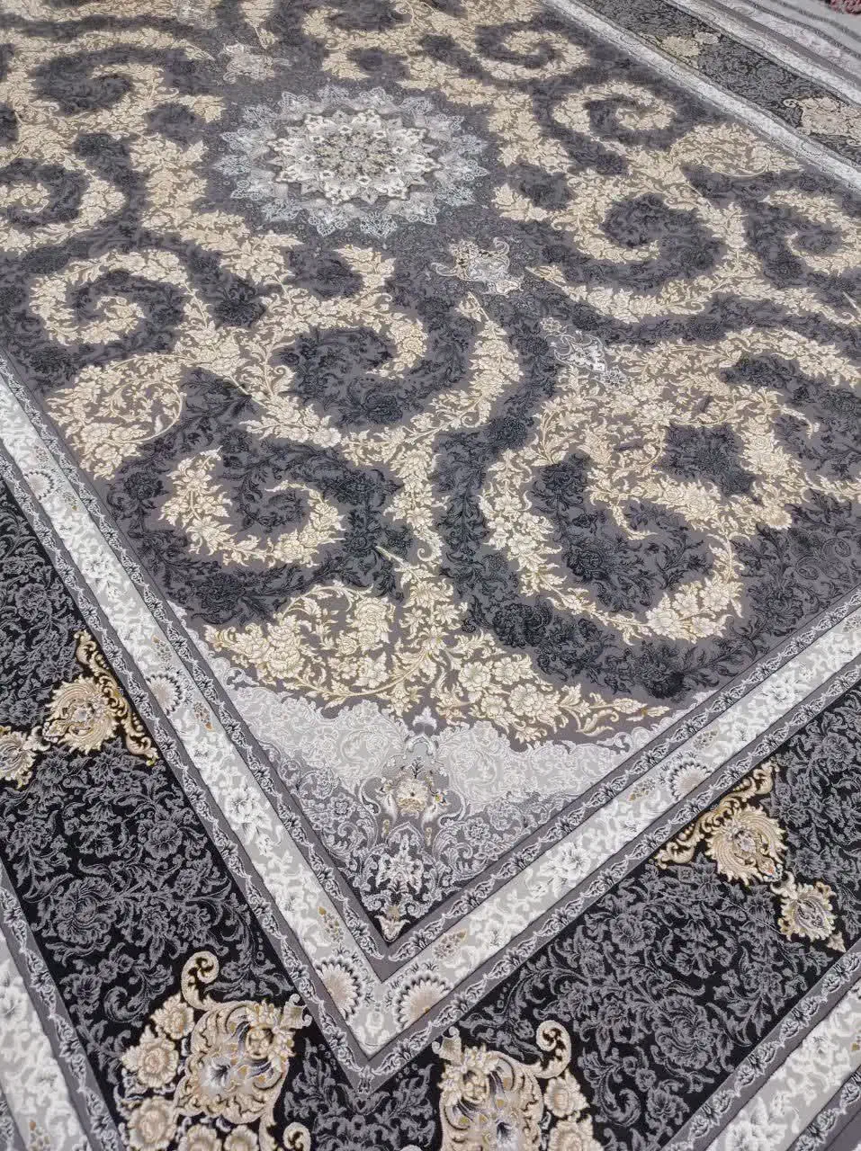 ۴ عدد فرش ۹ متری ۱۲۰۰ شانه اکبند|فرش|قم, شهید صیاد شیرازی|دیوار