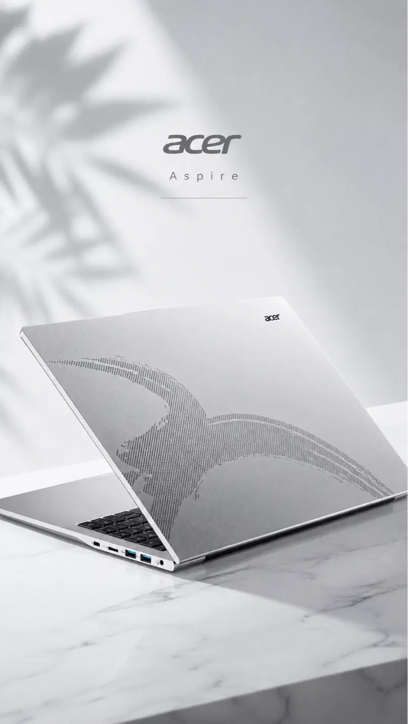 طراحی بسیار زیبا از acer|رایانه همراه|تبریز, |دیوار