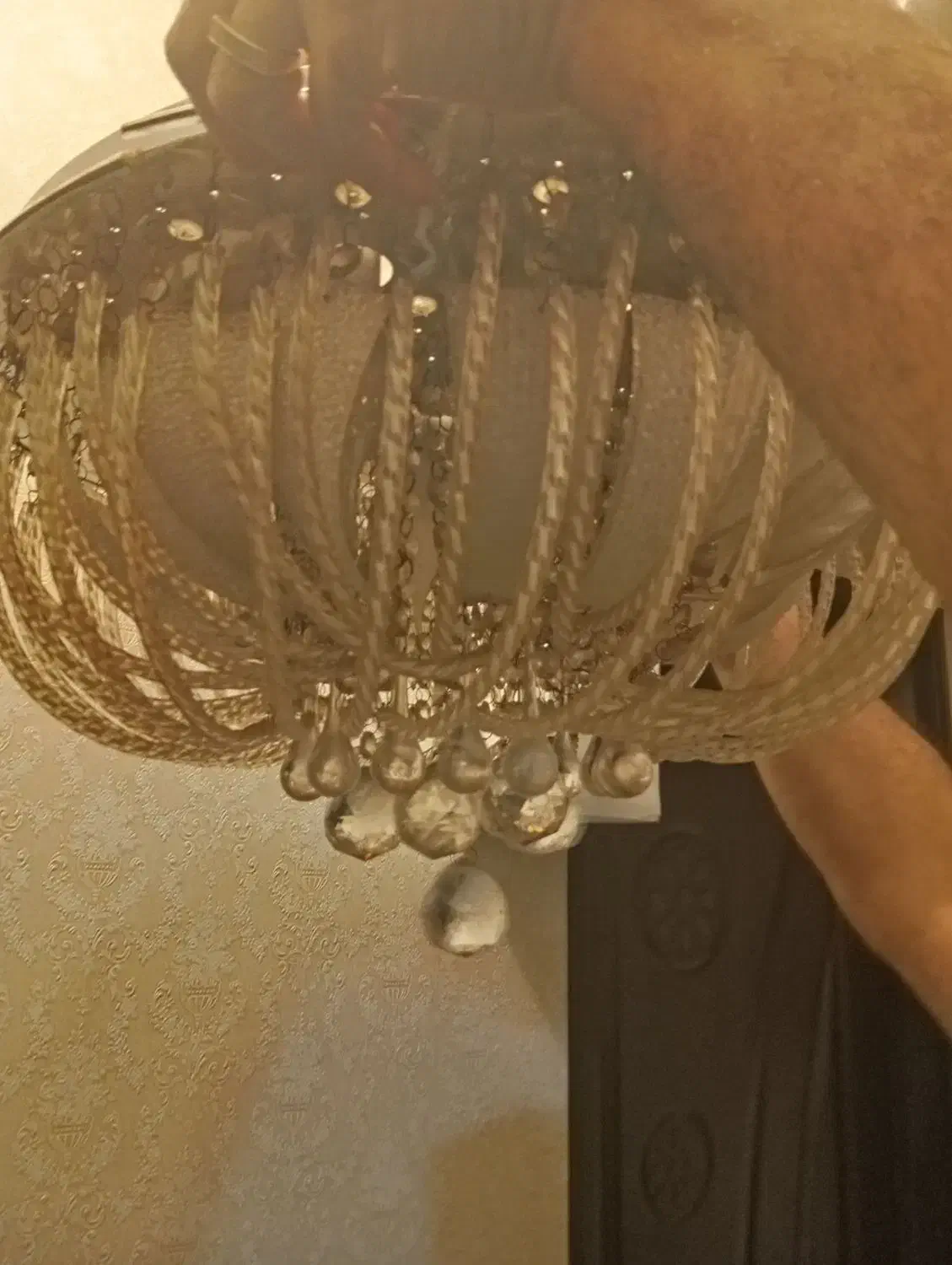 لوستر  هفت رنگ سقفی|لوستر و چراغ آویز|رشت, رودباری|دیوار