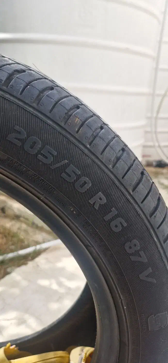 یک عدد لاستیک کویر|قطعات یدکی و لوازم جانبی|کیش, |دیوار