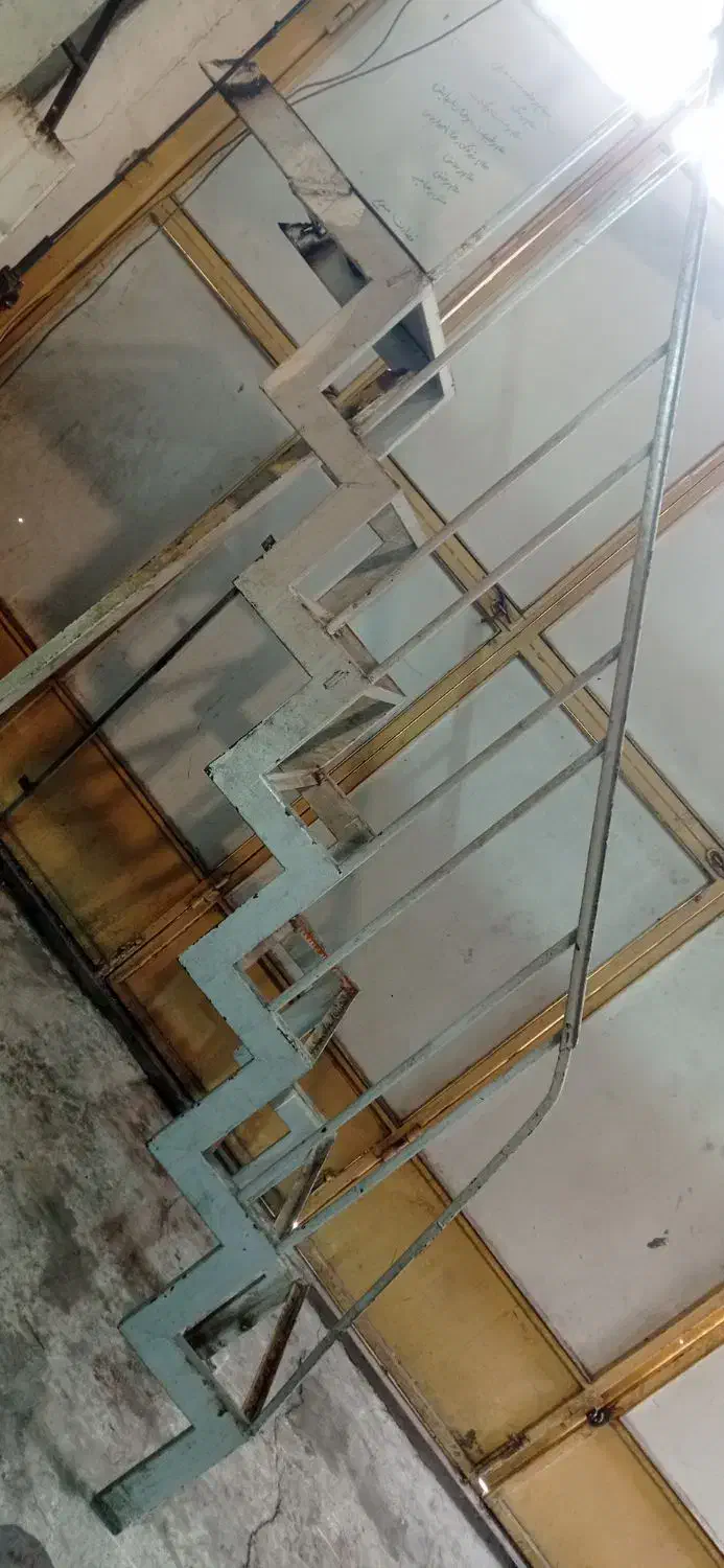 پله فلزی|مصالح و تجهیزات ساختمان|فلاورجان, |دیوار