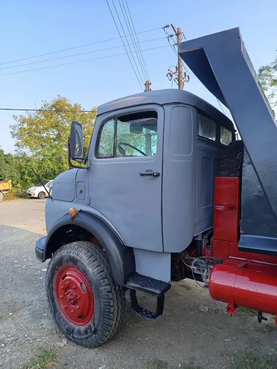 کمپرسی بنز ۹۱۱اشمیتز کمک دار و سوپر دار|خودرو سنگین|رامسر, |دیوار