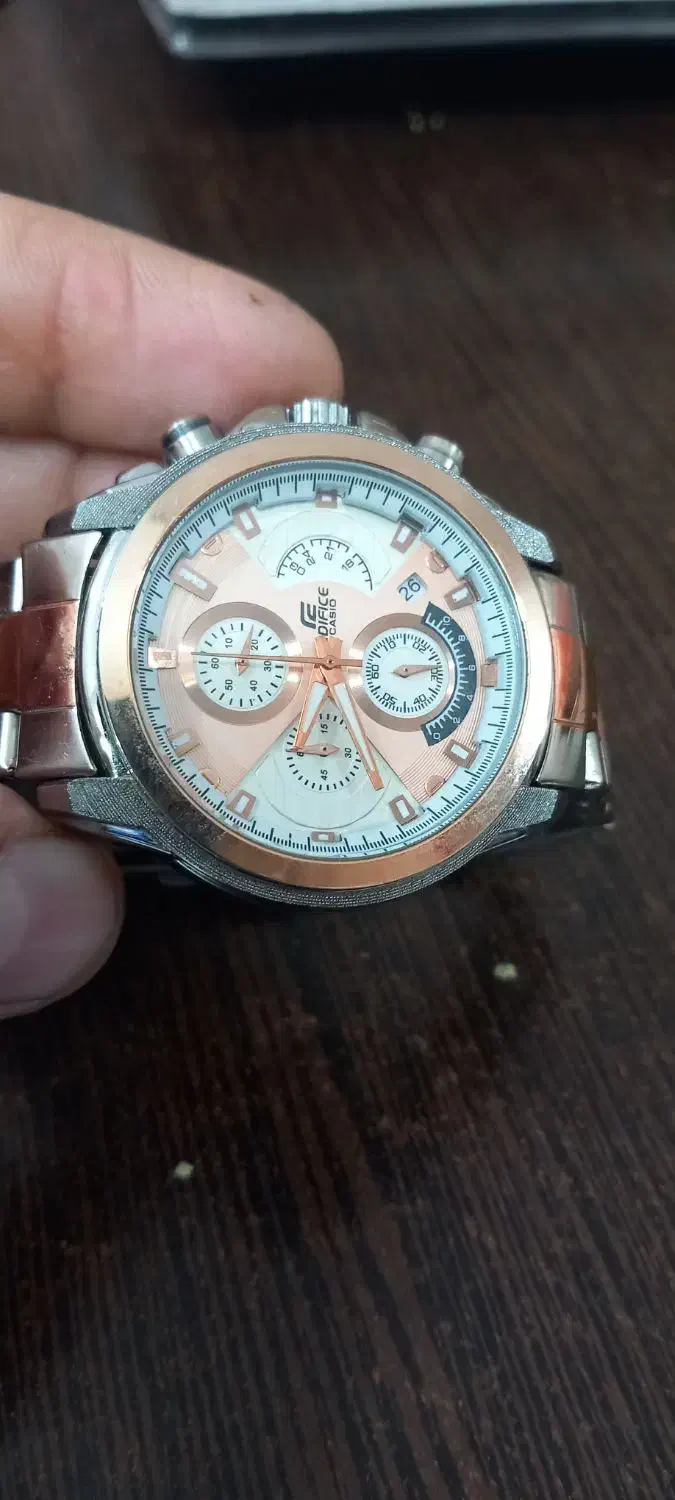 ساعت نو|ساعت|گرگان, |دیوار