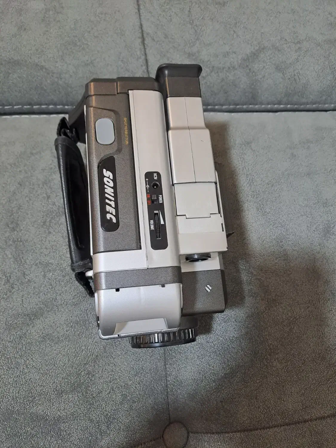 فروش دوربین عکاسی و فیلمبرداری برداری|دوربین عکاسی و فیلم‌برداری|اهواز, کوروش|دیوار