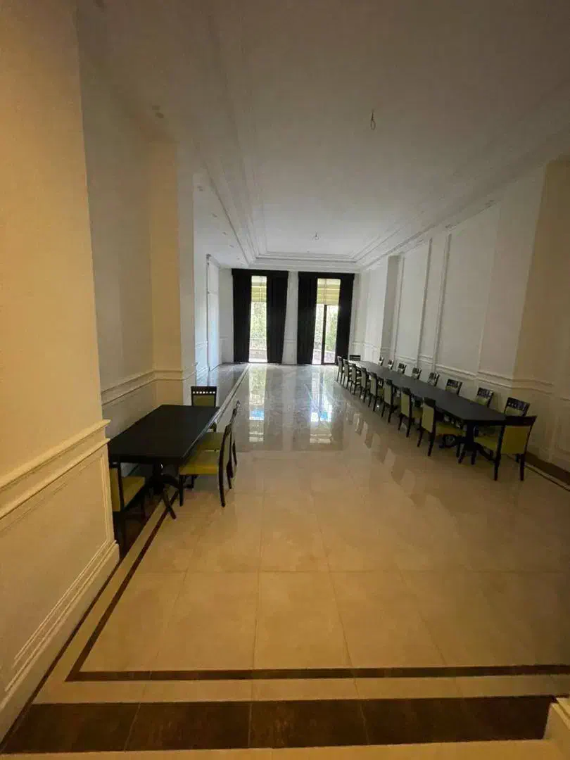 ۱۸۰ متر / نوساز/ ۲ پارکینگ