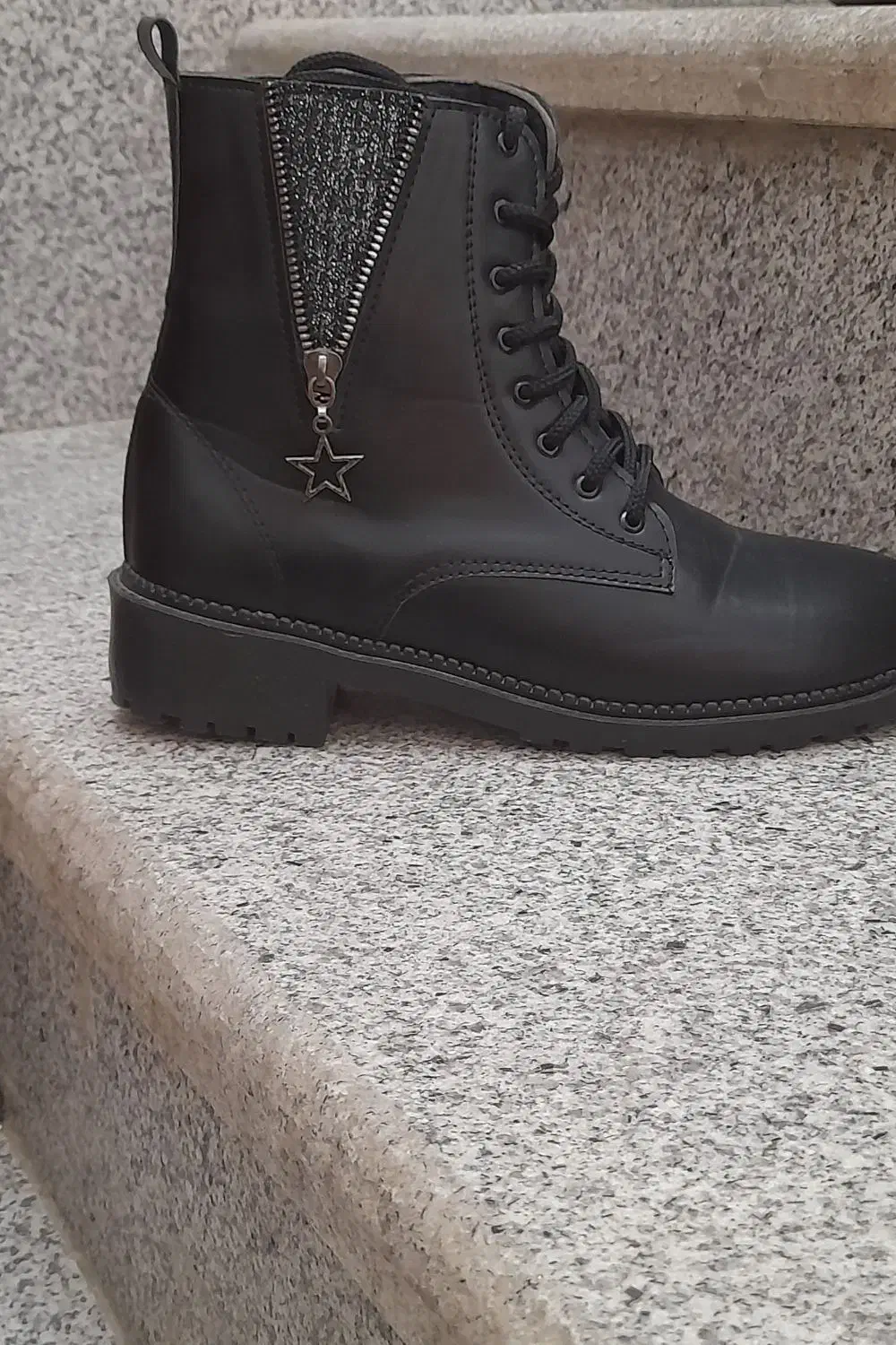 بوت سایز ۴۰|کیف، کفش، کمربند|شیراز, میانرود|دیوار