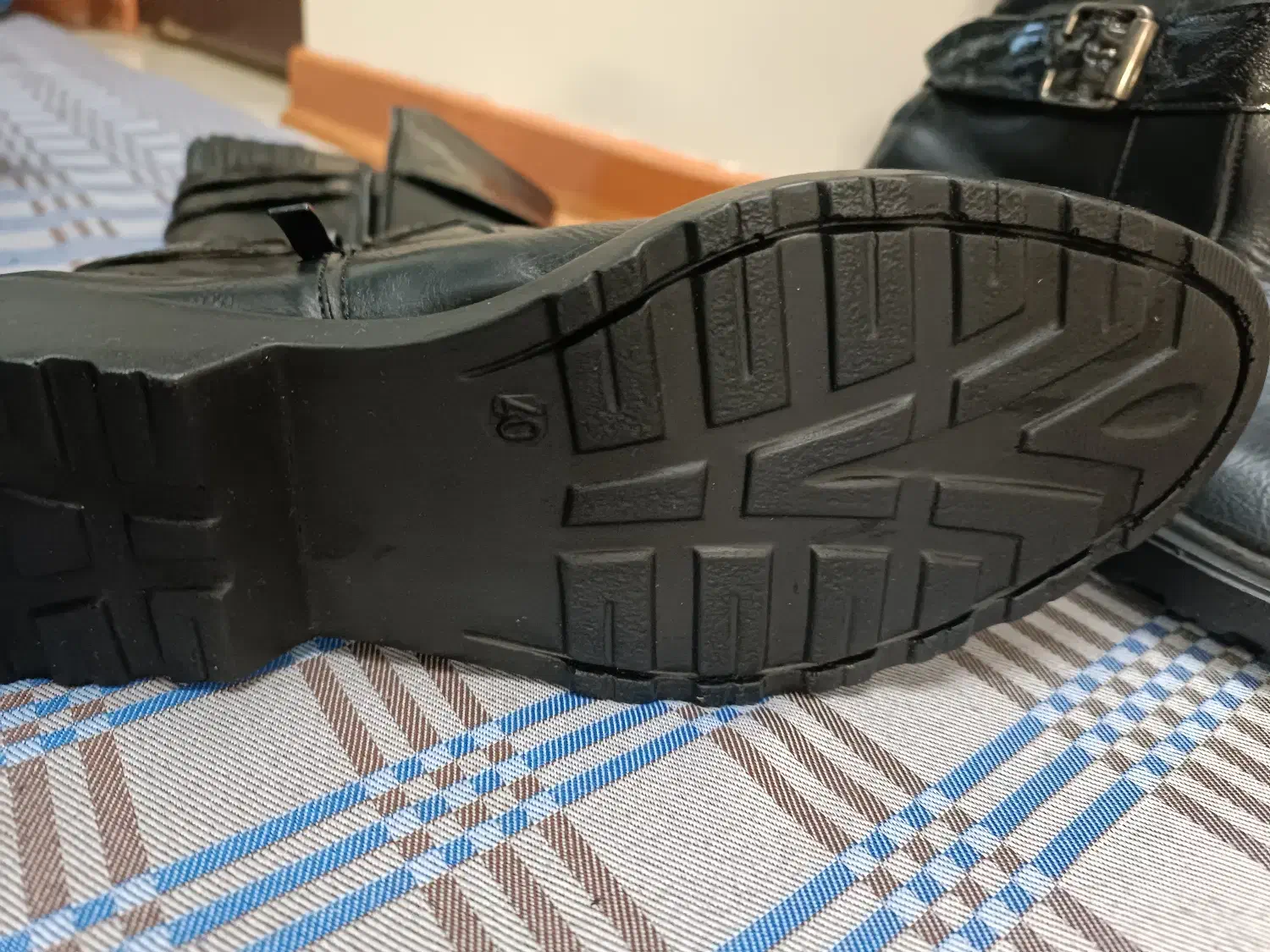 بوت چرم خارجی 40|کیف، کفش، کمربند|تهران, گلچین|دیوار