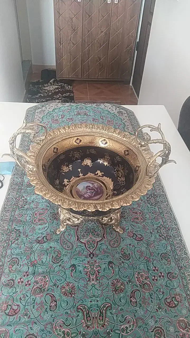 فروش ظروف پذیرایی آنتیک|صنایع دستی و سایر لوازم تزئینی|همدان, |دیوار