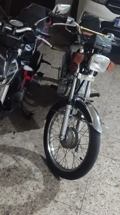 هوندا ۱۲۵|موتورسیکلت|تهران, علم و صنعت|دیوار