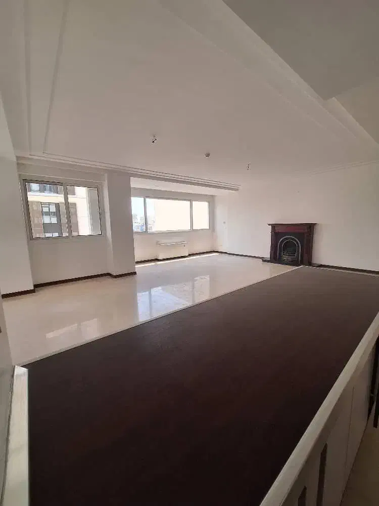 ۱۵۰ متر ۲ خواب مستر تاپ لوکیشن فرشته