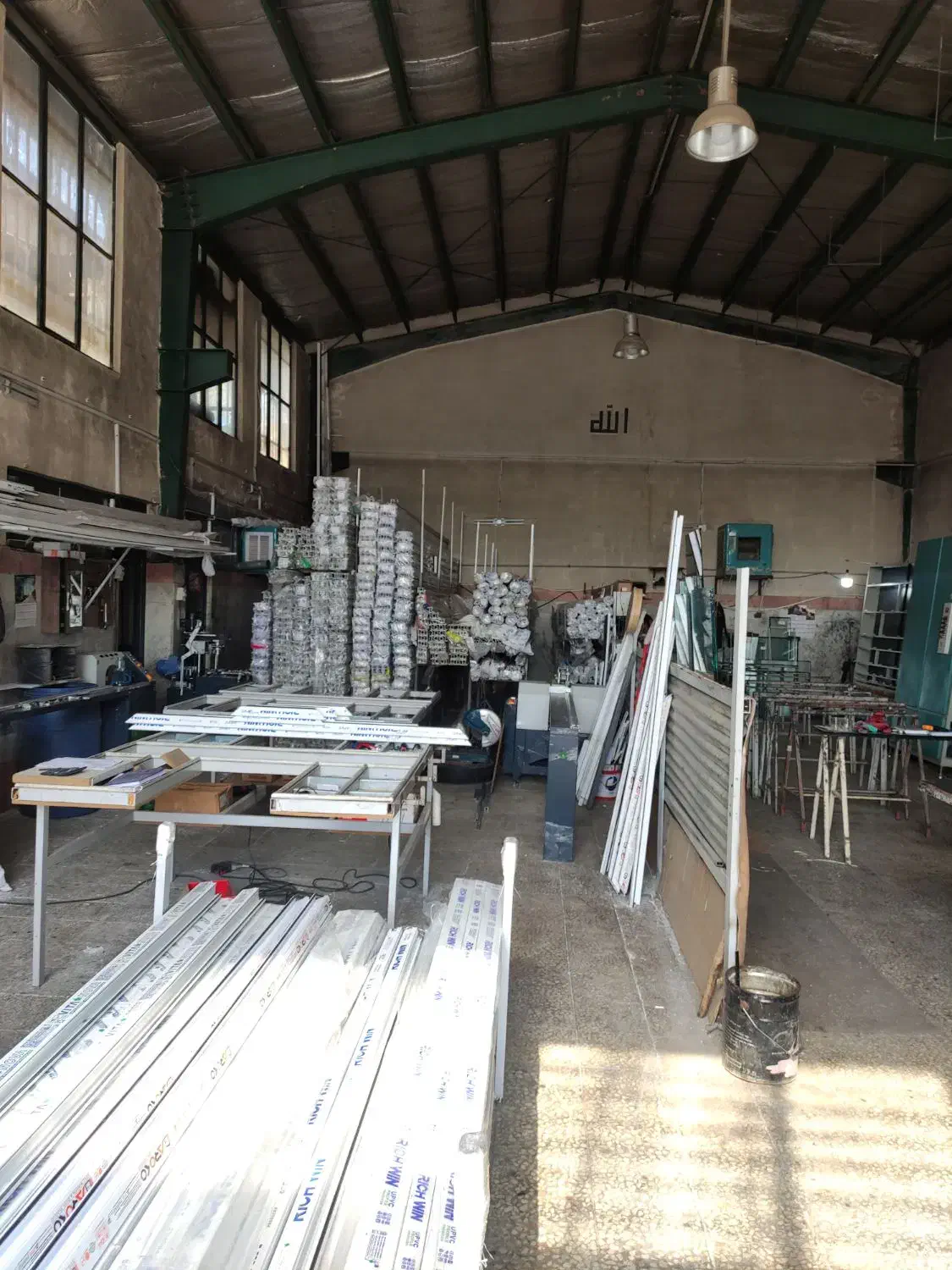 مهر آوین تولید کننده درب و پنجره و شیشه دوجداره|خدمات پیشه و مهارت|کرج, کمال‌شهر|دیوار