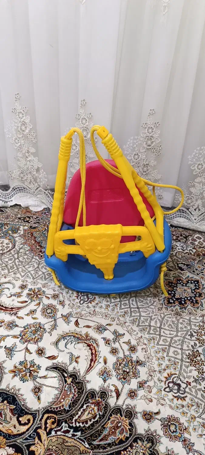 سه چرخه ،،تاب بچگانه|اسباب‌بازی بچه|الیگودرز, |دیوار