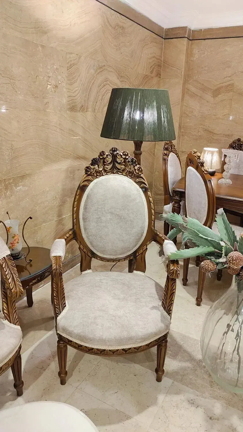 مبلمان آنتیک کینگ لهستانی|مبلمان خانگی و میز عسلی|تهران, فرمانیه|دیوار