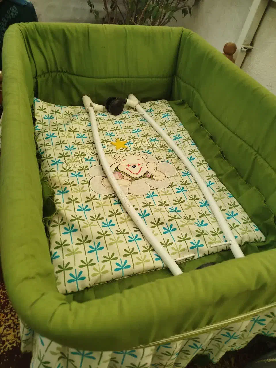 گهواره وکریر|تخت و سرویس خواب|شهریار, شهرک شاهد|دیوار