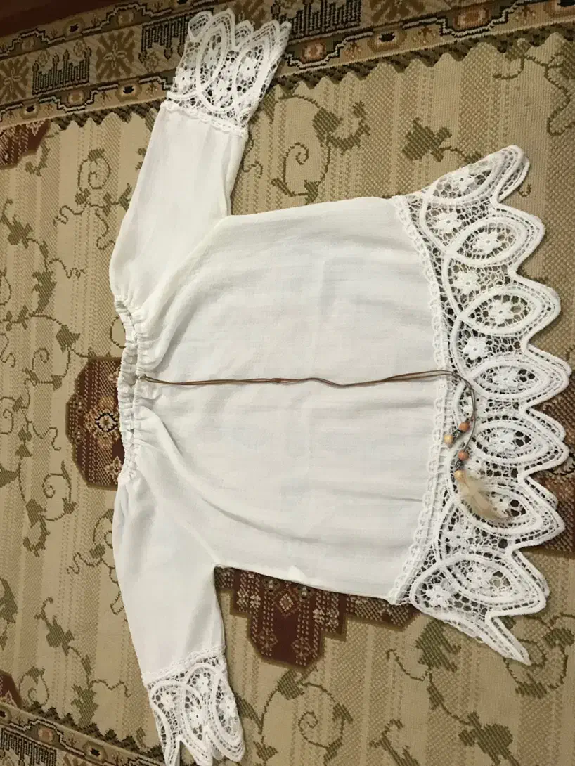 شومیز|لباس|خوی, |دیوار