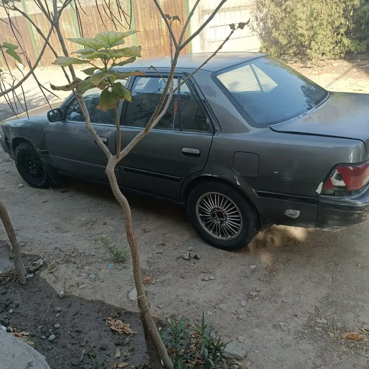 تویوتا کرونا مدل ۱۹۹۴|خودرو سواری و وانت|کرج, مصباح|دیوار