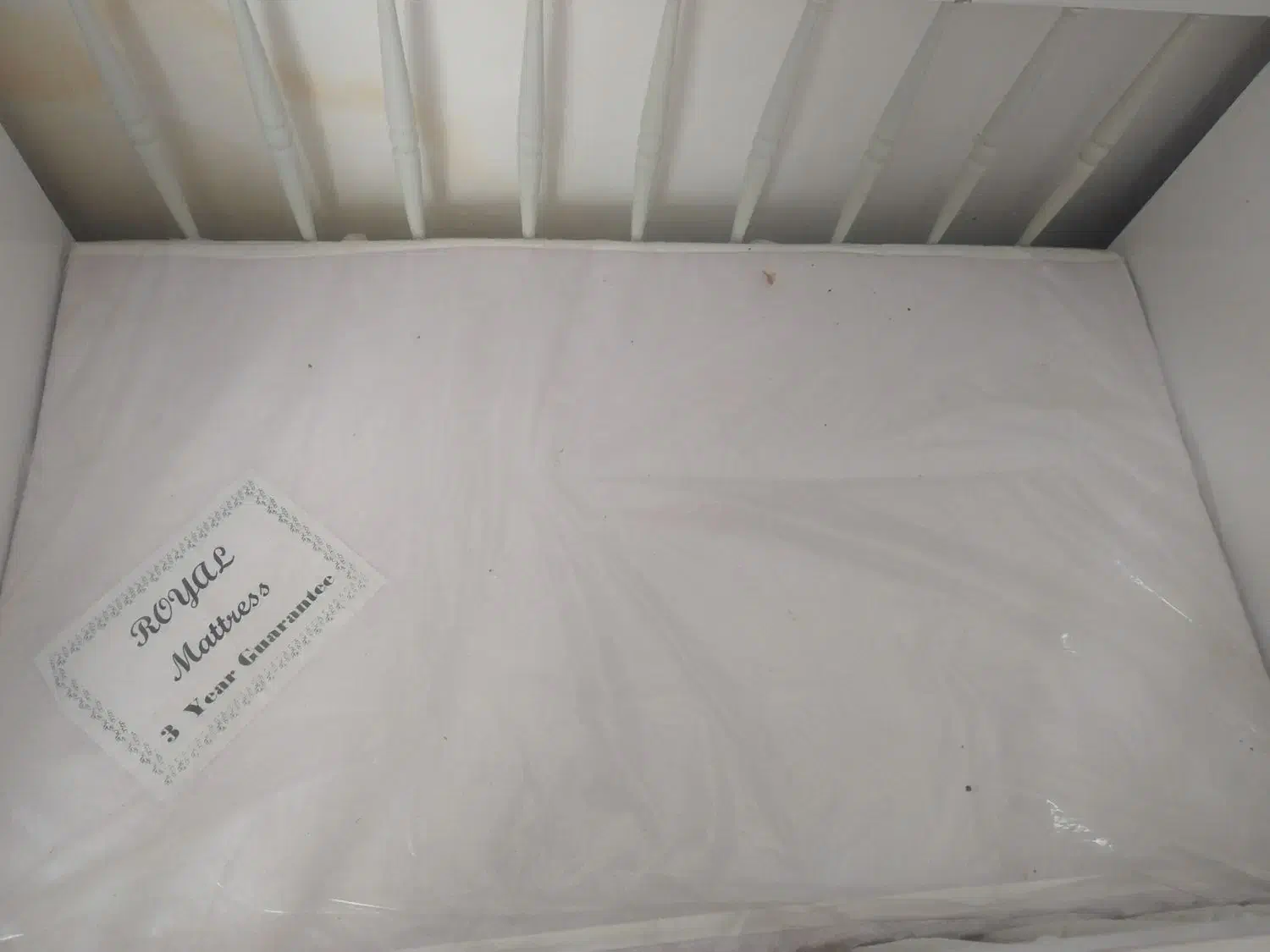 تخت گهواری|تخت و صندلی بچه|چناران, |دیوار