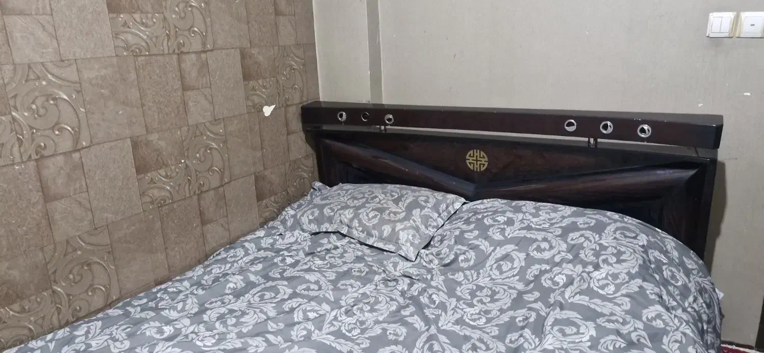 سرویس چوب اصل ورساچه|تخت و سرویس خواب|مشهد, کوی المهدی|دیوار