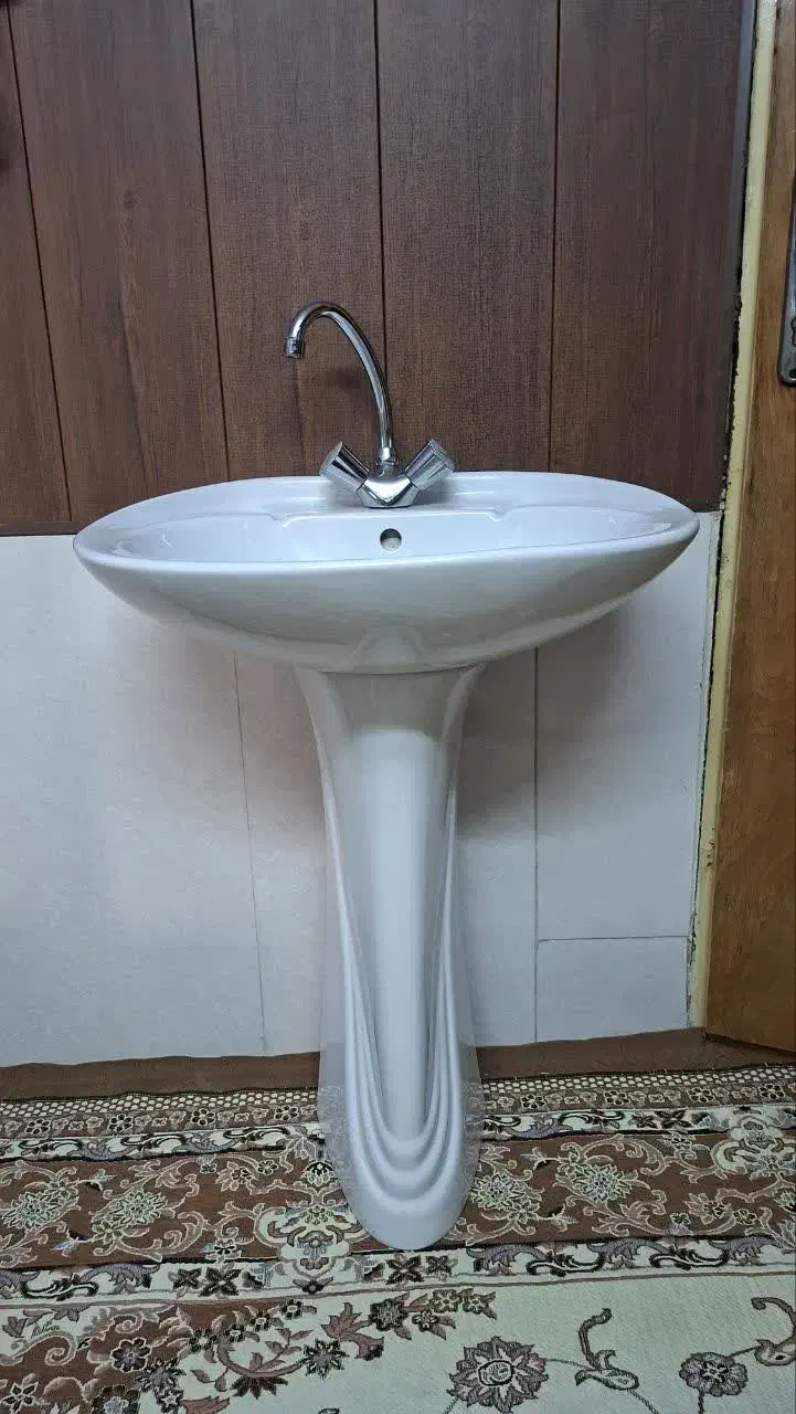 روشویی درحدنو مارک مروارید همراه باشیرآب وآیینه|لوازم سرویس بهداشتی|اصفهان, گرکان|دیوار