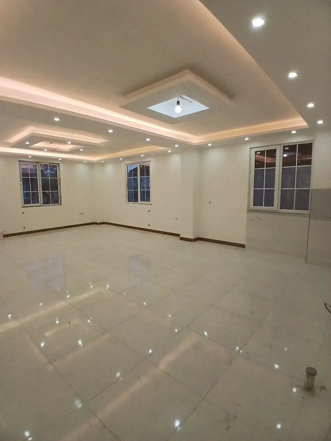 آپارتمان ۱۰۳ متری کلید نخورده راه جدا پارکینگ خشک|فروش آپارتمان|سیاهکل, |دیوار