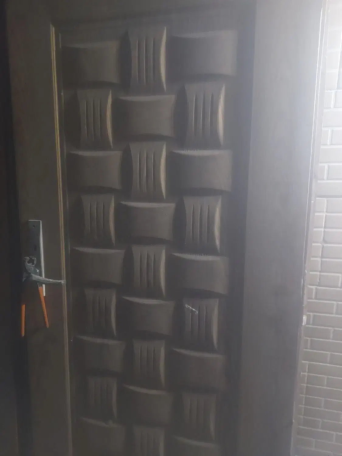 درب چوبی درحدنو سالم بدون ضدگی و.. یک میلیون وصد|مصالح و تجهیزات ساختمان|یزد, |دیوار