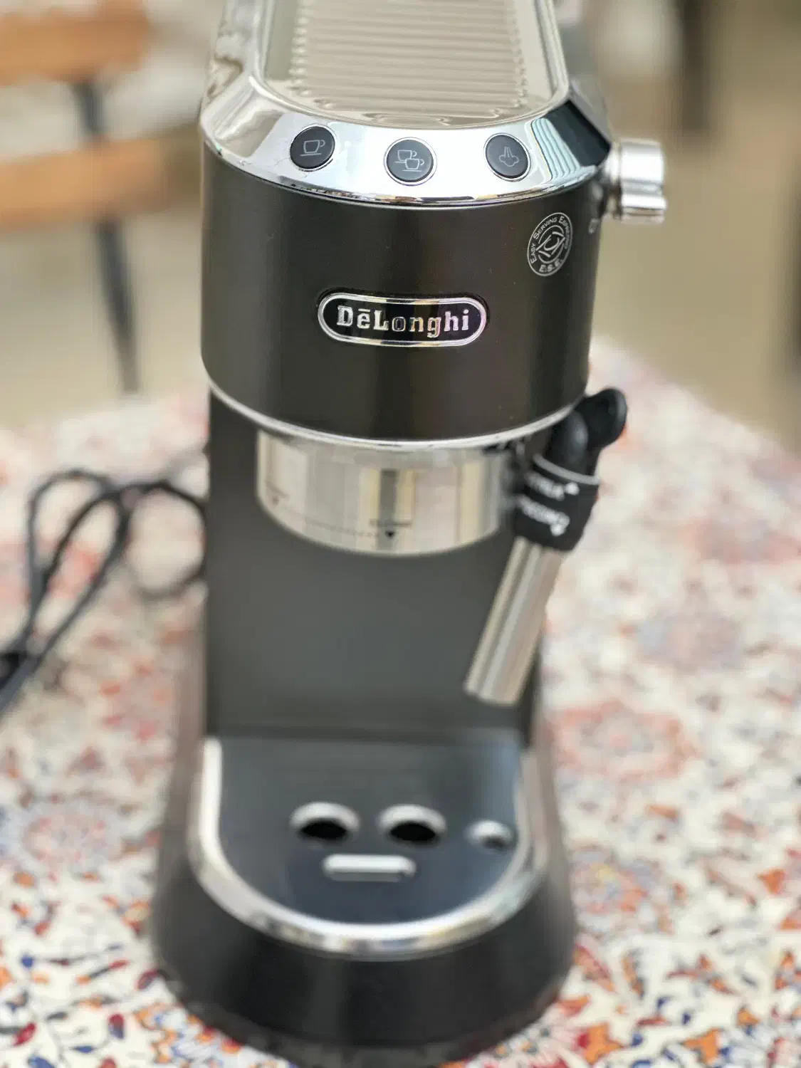 قهوه ساز دلونگی آکبند|سماور، چای‌ساز، قهوه‌ساز|کیش, |دیوار