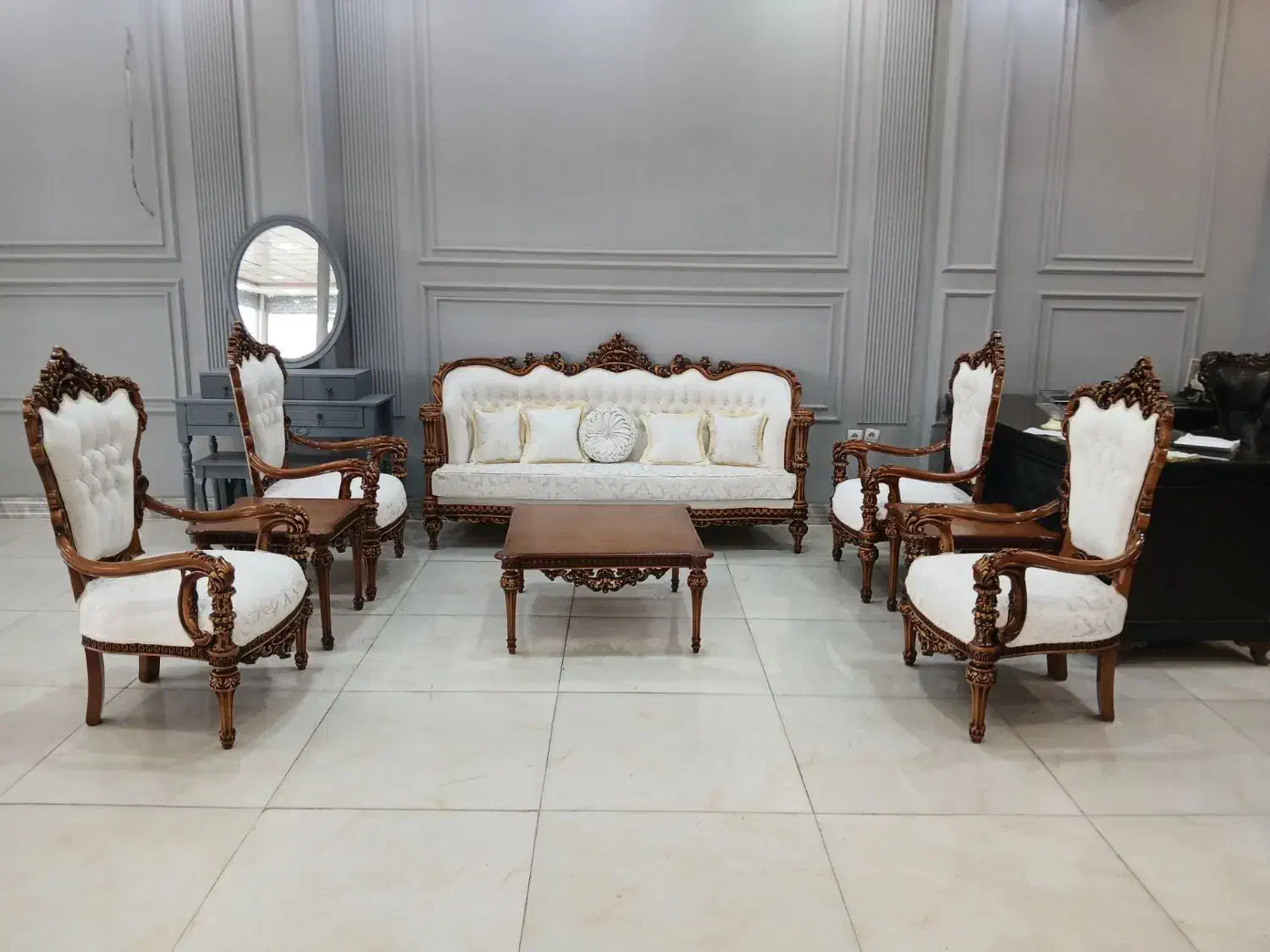 مبل،مبلمان کلاسیک طرح ۱۴۰۵|مبلمان خانگی و میز عسلی|شیراز, رکن‌آباد|دیوار