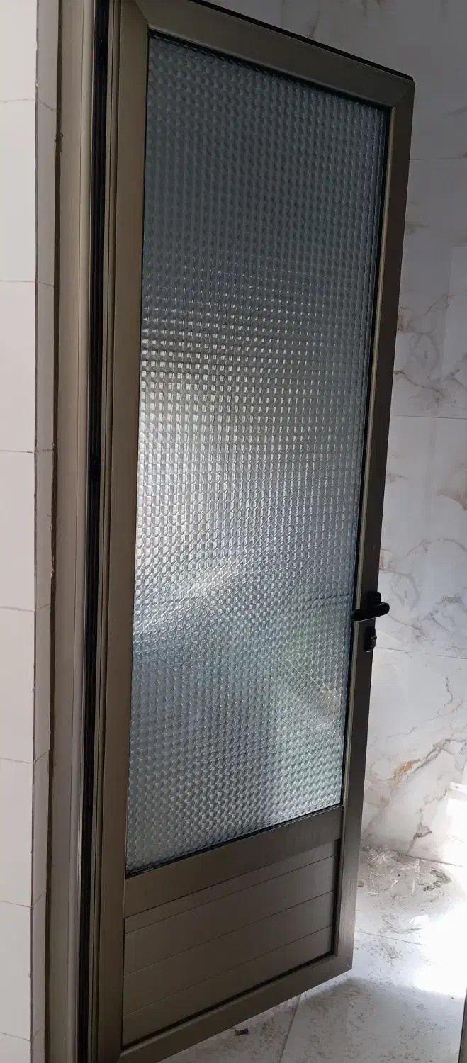 برچسب شیشه مات کن مات یا مات کن شیشه نصاب فروش|عمدهفروشی|قم, دانش|دیوار