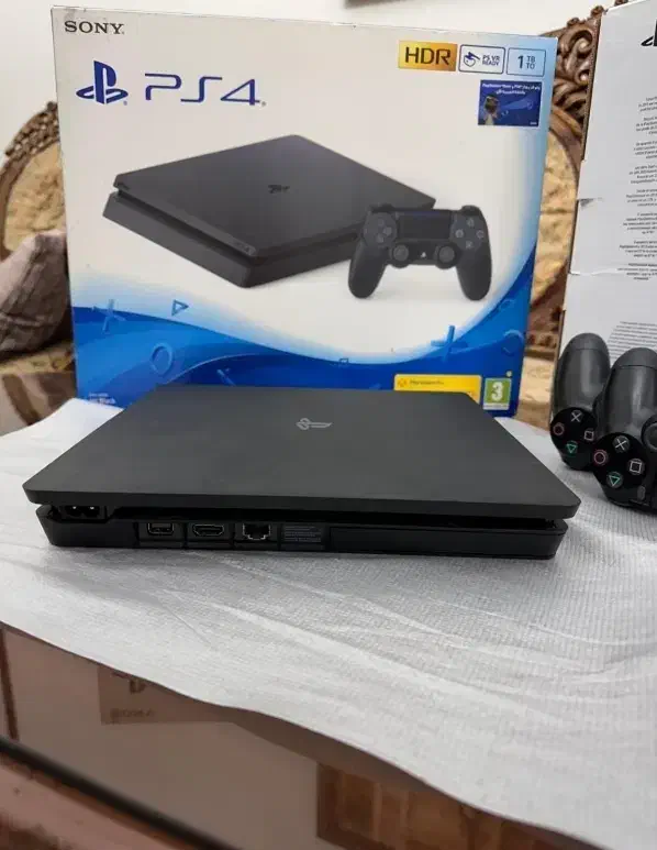 ps4 slim 1t(پلیستیشن۴اسلیم)کپی خور دودسته فول بازی|کنسول، بازی ویدئویی و آنلاین|یزد, |دیوار