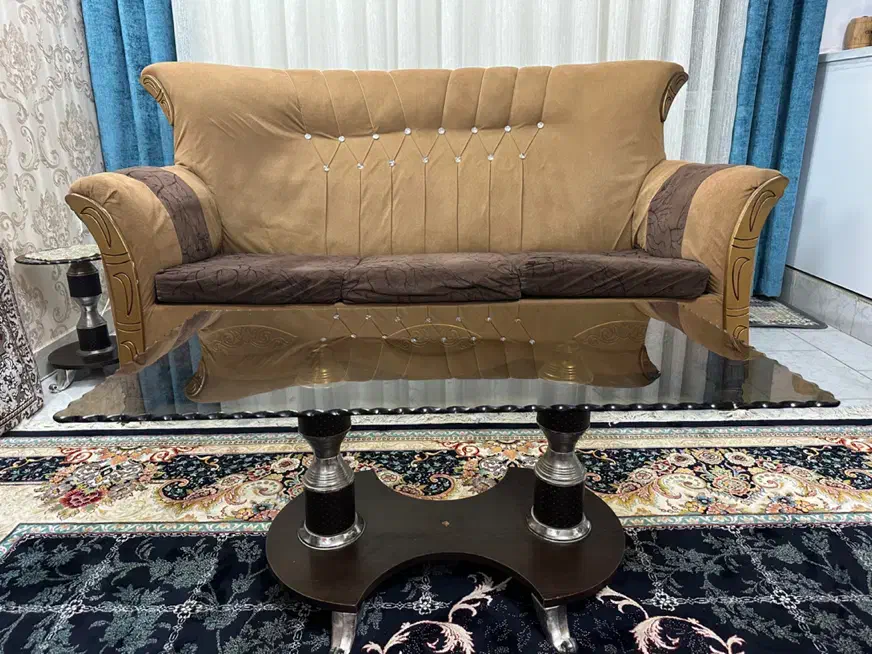 مبل ۷ نفره با میز و عسلی دامغان|مبلمان خانگی و میز عسلی|دامغان, |دیوار