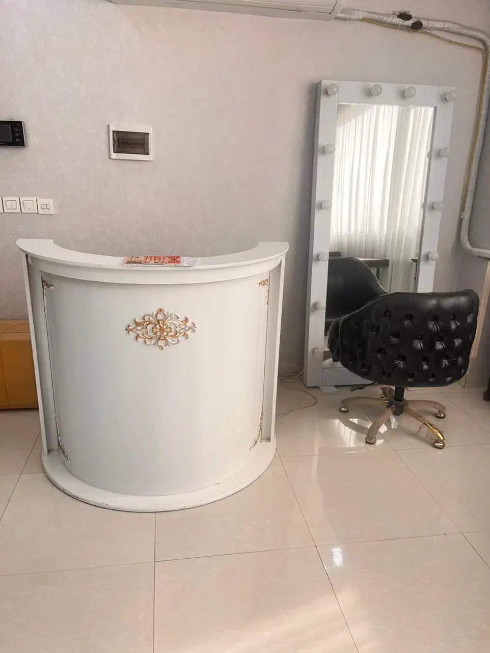 واگذاری فوری سالن زیبایی با تمام تجهیزات|آرایشگاه و سالنهای زیبایی|اسلامشهر, شهرک واوان|دیوار