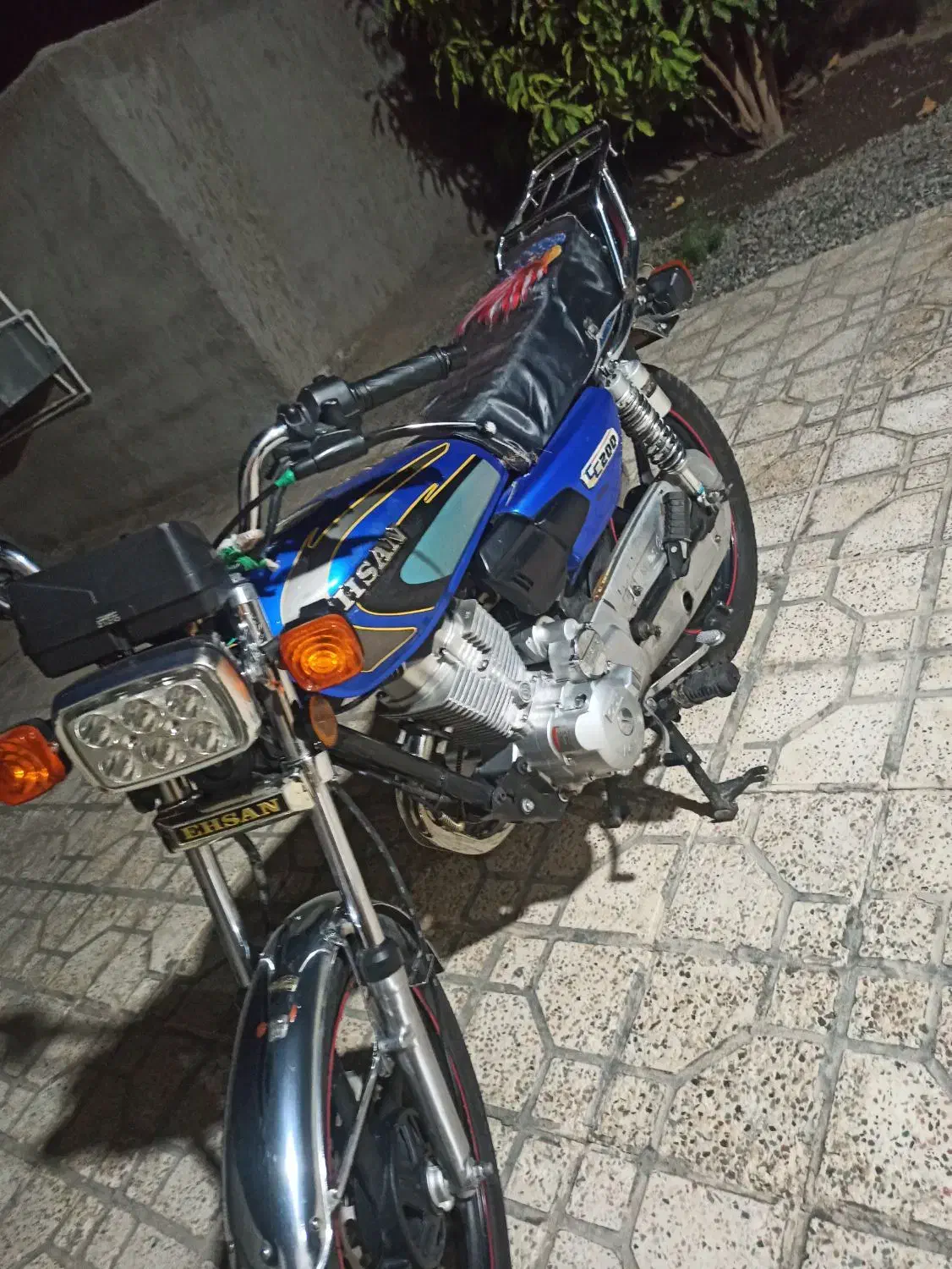 200احسان1402|موتورسیکلت|کهنوج, |دیوار