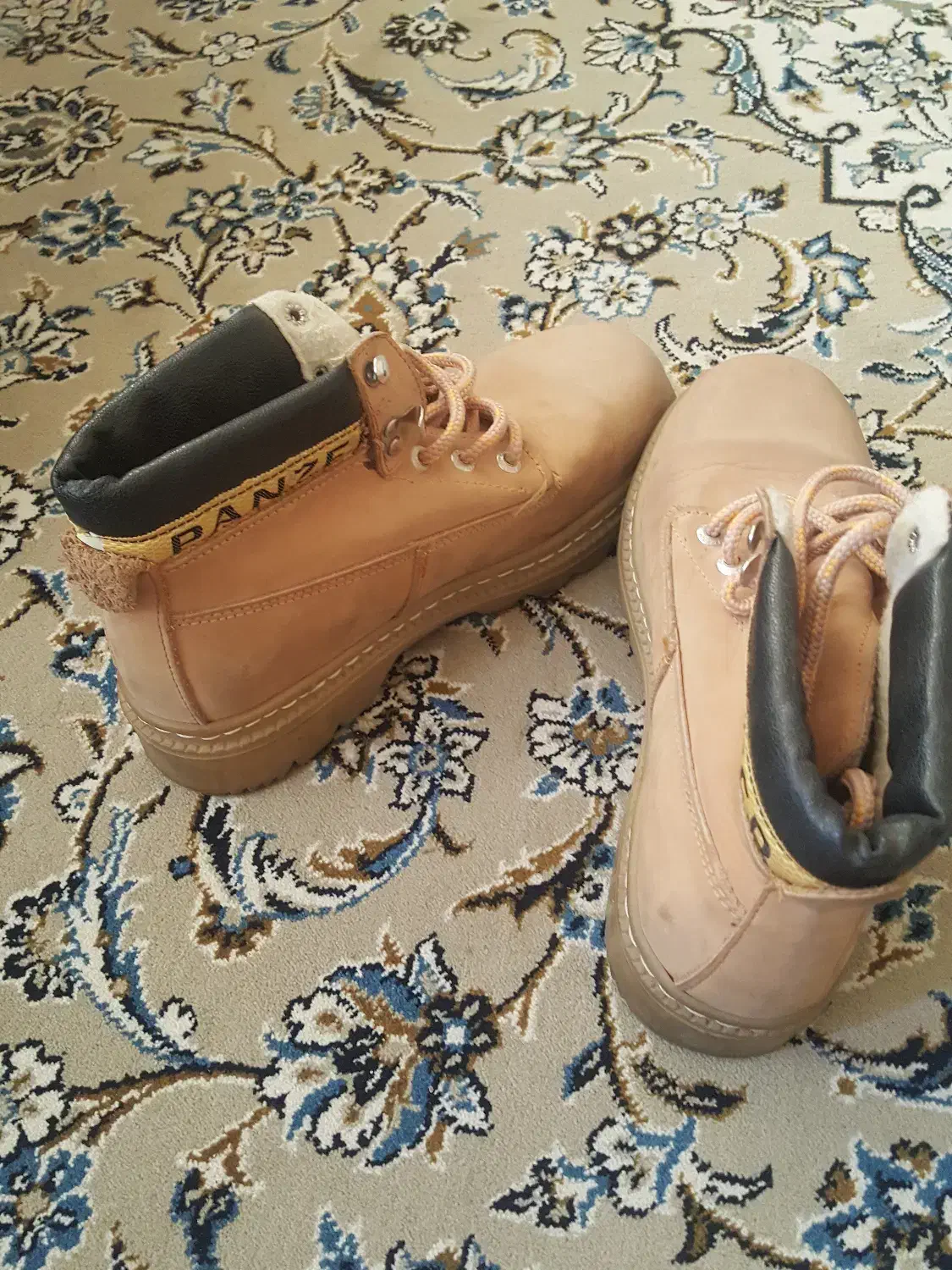 کفش نیم بوت زنانه سایز ۳۸|کیف، کفش، کمربند|اصفهان, گلزار|دیوار